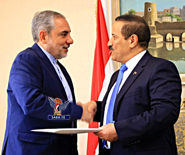"ايرلوا" يسلم أوراق اعتماده سفيراً لإيران لدى الحوثيين