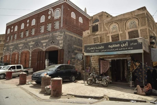 مسؤول حكومي: الحوثيون يحولون المنازل التراثية بصنعاء القديمة إلى متاجر