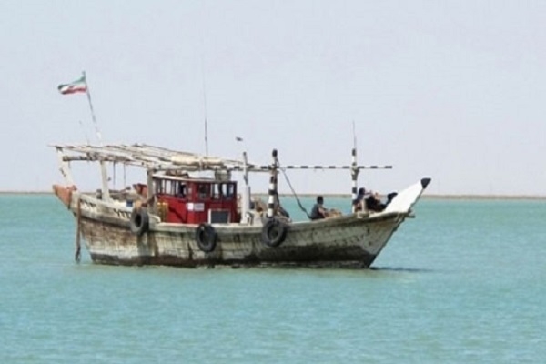 وزير يمني: ضبط سفينة إيرانية تقوم بالصيد غير المشروع قبالة سواحل المهرة