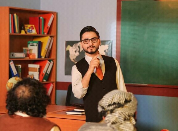 الفنان الساخر محمد الربع يكشف سبب تحول "رئيس الفصل" إلى برنامج أسبوعي يعرض على يوتيوب