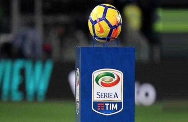 عربي يتصدر لاعبي الدوري الإيطالي بقائمة "الأغلى في العالم"