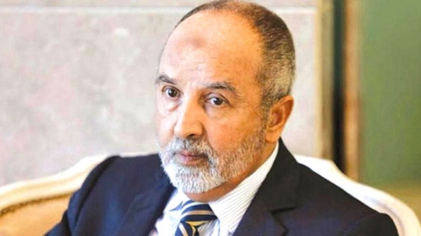 رئيس الإصلاح ينتقد تأخر تقديم الحكومة برنامجها وعدم عزم البرلمان العودة إلى عدن