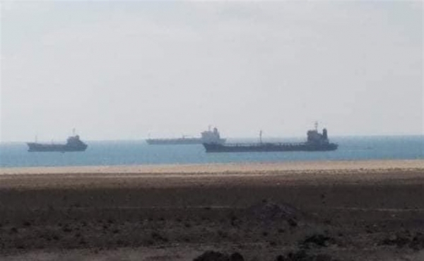 شبوة.. "ميناء قنا" يستقبل ثلاث سفن نفطية