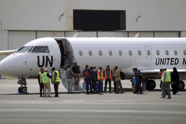 موقع: الأمم المتحدة متورطة في تهريب قيادات حوثية من وإلى صنعاء
