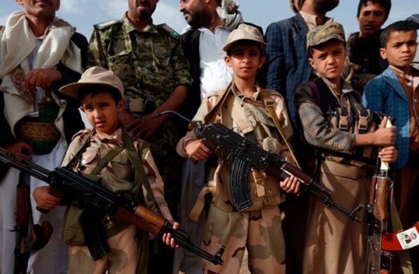 منظمة حقوقية تتهم الحوثيين بتجنيد 45 طفلاً خلال الشهر الماضي