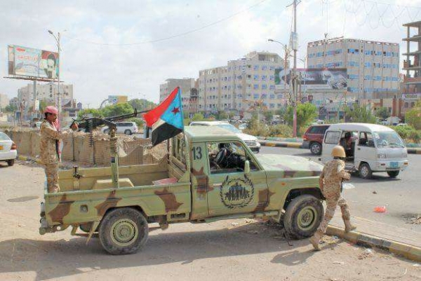 إصابة 4 جنود ومواطنين في هجوم لمسلحين من الانتقالي على شرطة البساتين