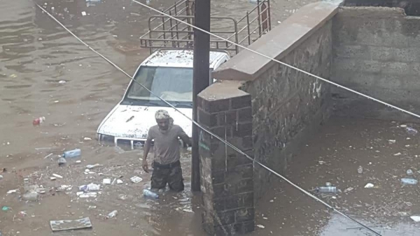 عدن.. استعدادات رسمية لمواجهة تداعيات وآثار الأمطار