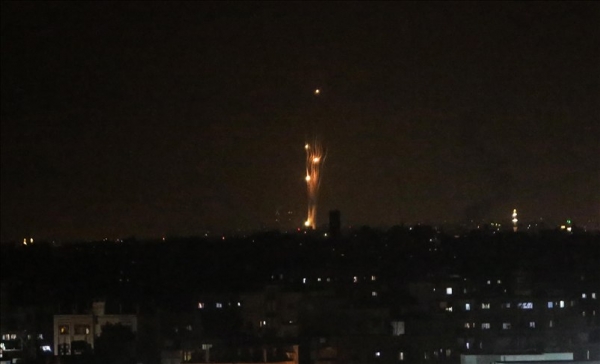 القسام: ضربة صاروخية كبيرة على تل أبيب وبئر السبع بـ210 صواريخ