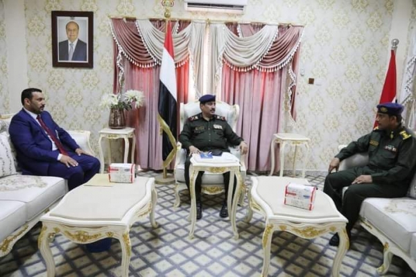 محافظ سقطرى يلتقي وزير الداخلية لمناقشة الأوضاع الأمنية في الأرخبيل بعد عام من انقلاب الانتقالي