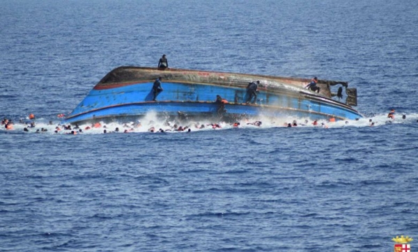 متحدث محلي: انتشال 79 جثة لمهاجرين أفارقة  و4 بحارة يمنيين قبالة سواحل لحج