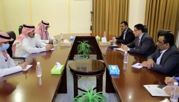 الحكومة تتهم "الانتقالي" بالتراجع عن تنفيذ اتفاق الرياض وتعطيل مهام الحكومة