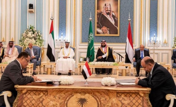 صحفيان سعوديان: تعطيل أبو ظبي اتفاق الرياض يضع علاقات البلدين "تحت الاختبار"
