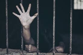 رابطة حقوقية: نحو 80 مختطف في سجون مليشيا الإمارات في عدن والساحل الغربي