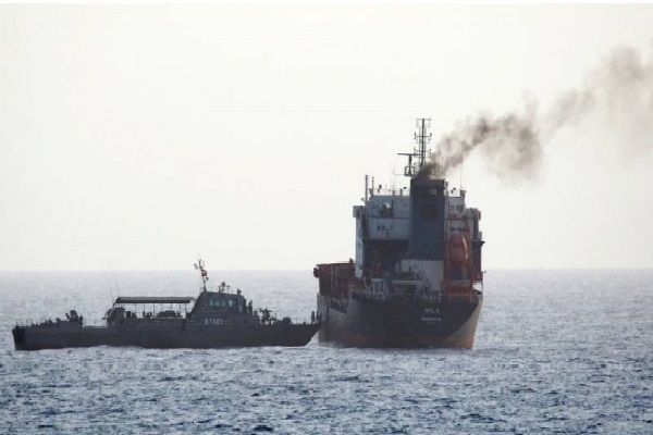 اليمن ينفي تعرض ناقلة نفط إيرانية لهجوم قراصنة في خليج عدن