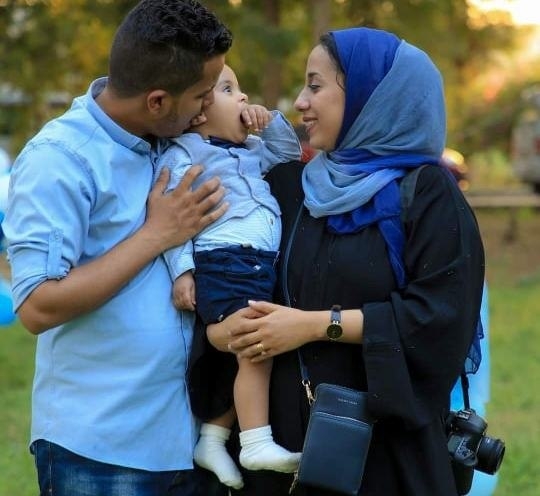 الاتحاد الأوروبي يدين جريمة اغتيال الصحفية "رشا" وإصابة زوجها في عدن