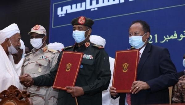 السودان.. حمدوك يباشر مهامه بعد الاتفاق السياسي مع الجيش