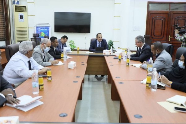 وزير الصحة يناقش مع مسؤولين أمميين سبل رفع الكفاءة الصحية في اليمن