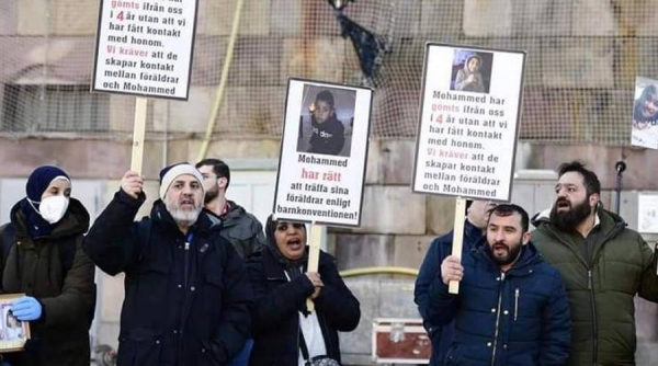 السويد.. احتجاجات تنديدا بسحب أطفال مسلمين من أسرهم