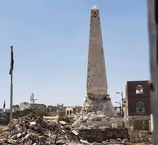 الحوثيون النصب التذكاري التركي في صنعاء