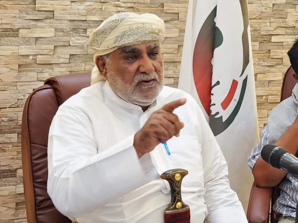الشيخ الحريزي: مجلس القيادة الرئاسي أُنشئ لتمرير مخططات السعودية والإمارات