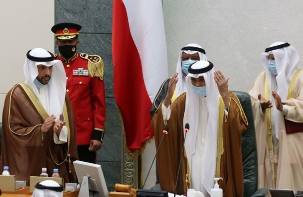 تشكيل حكومة جديدة بالكويت تتضمن 12 وزيرا
