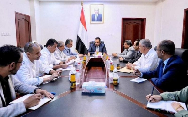 في أول ظهور رسمي عقب عودته.. رئيس الحكومة اليمنية يؤكد على ضرورة استغلال الفرصة المتاحة لمدينة عدن