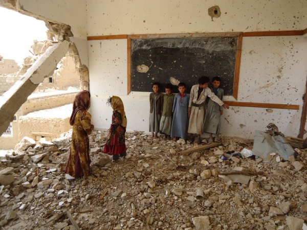 بريطانيا: مدارس اليمن لم تعد مُهيأة لاستقبال الطلاب جراء الصراع