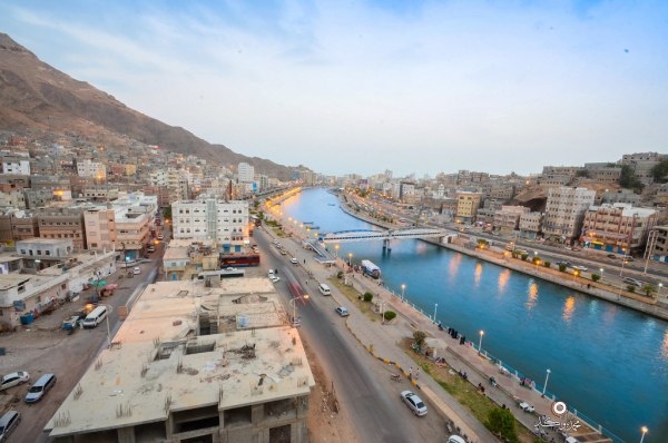 مسؤول يمني يدعو إلى إعطاء حضرموت حقها وبما يتناسب مع حجمها وتاريخها 