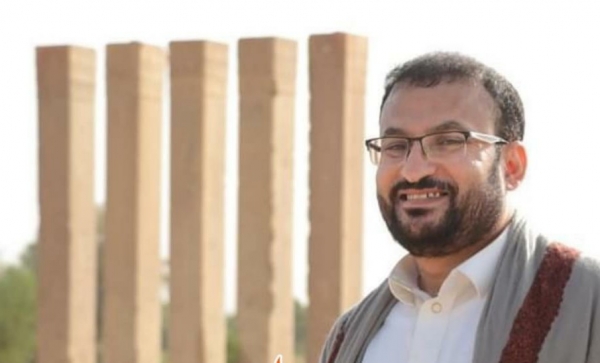 شركة ‘"آبل’" تمنح مهندسًا يمنيًا هدية بعد كشفه عن خلل "آيفون" الجديد