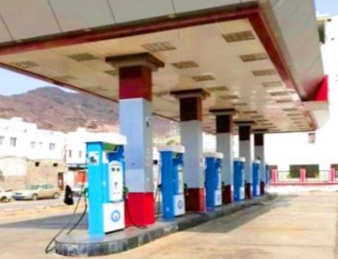 جماعة الحوثي تعلن عن تخفيض طفيف بأسعار البنزين والديزل في مناطق سيطرتها
