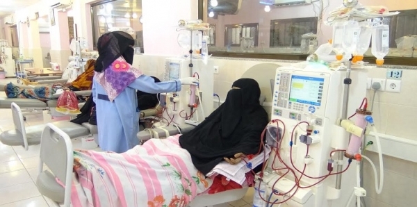 الحوثيون يحذرون من نفاد مخزون أدوية الغسيل الكلوي في مناطق سيطرتهم