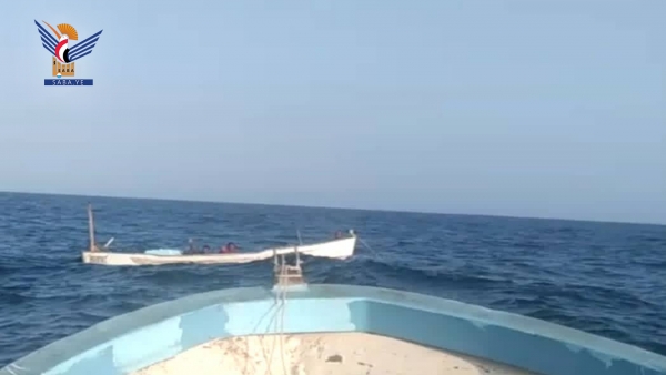 إنقاذ أربعة صيادين بعد 4 أيام من فقدانهم قبالة سواحل الحديدة