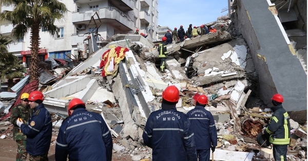 منظمات المجتمع اليمني تعلن تضامنها مع المنكوبين في تركيا وسوريا جراء الزلازل المدمّرة