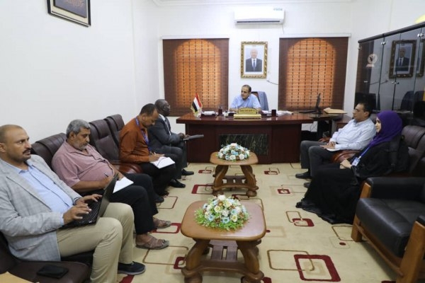 الوزير "بحيبح" يبحث مع الأمين العام لمنظمة العون الإنساني الأوضاع الصحية في اليمن