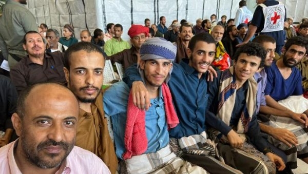 شهادات أسرى اليمن: فرحة الحرية تداوي جروحاً جسدية ونفسية