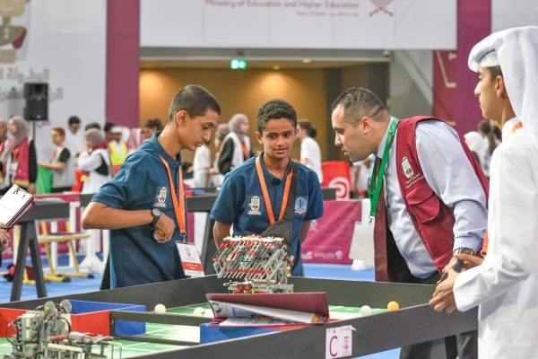 اليمن يفوز بذهبية البطولة العربية للروبوت "فئة جمع الكرات" المقامة في قطر