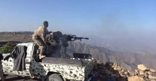 معارك ليلية بين الجيش والحوثيين شمال وغربي تعز