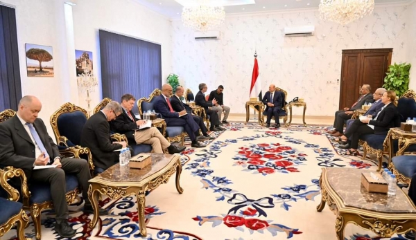 الاتحاد الأوروبي يشدد على دعم المجلس الرئاسي ووحدته.. والعليمي يدعو للضغط على الحوثيين
