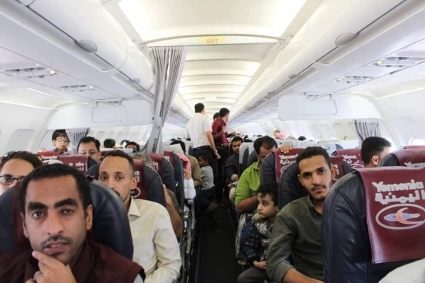 الحكومة اليمنية تعلن عزمها إجلاء بقية رعاياها العالقين في السودان