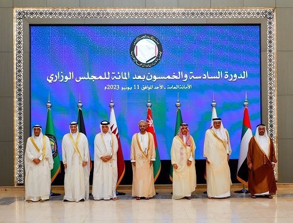 التعاون الخليجي يشيد بجهود عمان لحل أزمة اليمن