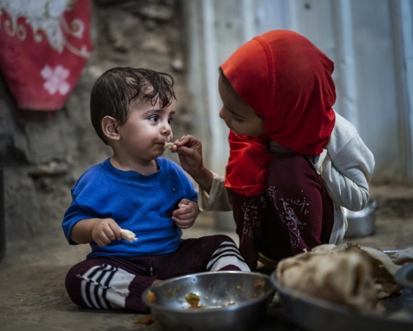 الغذاء العالمي يحذر من خطر خفض المساعدات على حياة ملايين اليمنيين