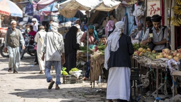 نقص الغذاء يهدد اليمنيين.. وزيادة الفقر تعمّق ركود الأسواق التجارية