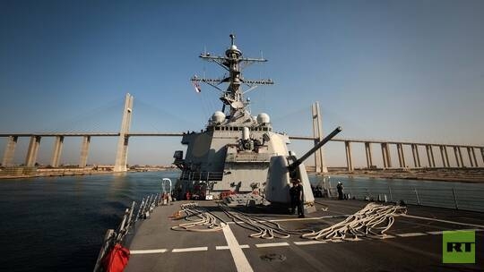 "سي أن أن": سفينة حربية أمريكية تعترض عدة صواريخ أطلقها الحوثيون