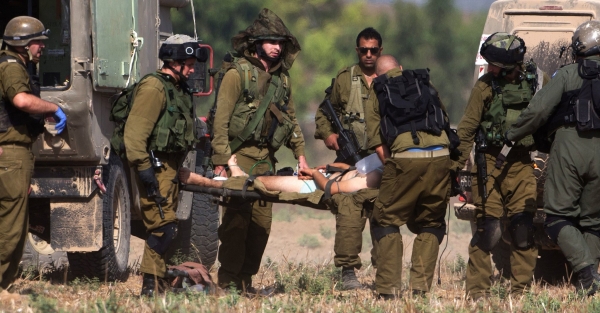الاحتلال الإسرائيلي يقر بإصابة 1210 ضباط وجنود بالإعاقة منذ بداية الحرب