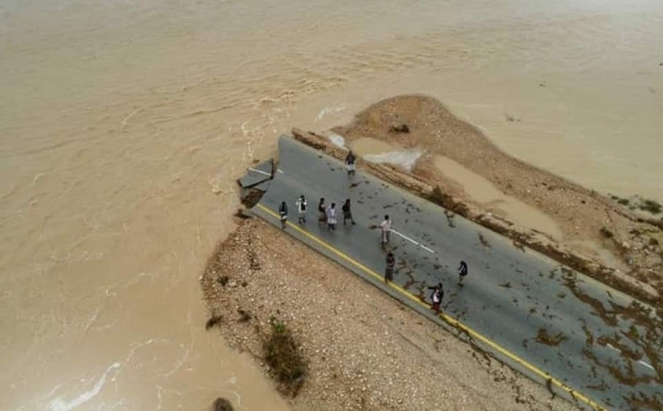 الحكومة تدعو المنظمات لدعم جهودها في مواجهة تداعيات إعصار "تيج"
