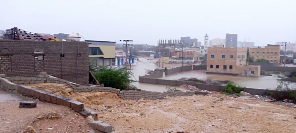مركز الأرصاد يعلن آخر تطورات إعصار تيج والمناطق التي يتجه إليها