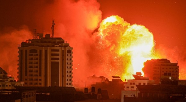 حكومة غزة: أكثر من 18 ألف طن متفجرات ألقيت على القطاع