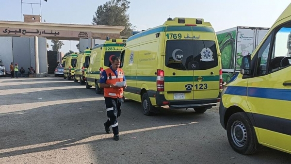 نقل جرحى فلسطينيين.. بدء دخول سيارات إسعاف مصرية إلى معبر رفح البري