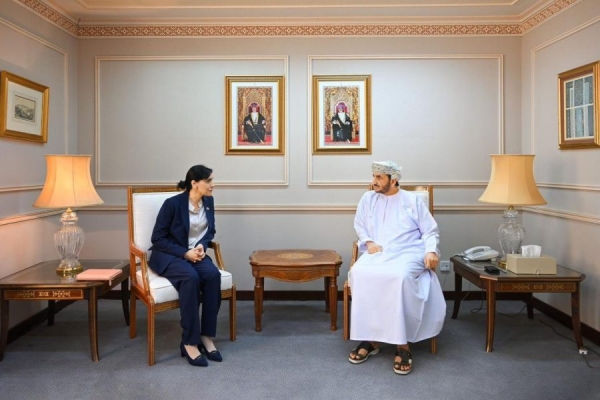 مباحثات عمانية بريطانية حول جهود إيجاد حل سياسي لأزمة اليمن