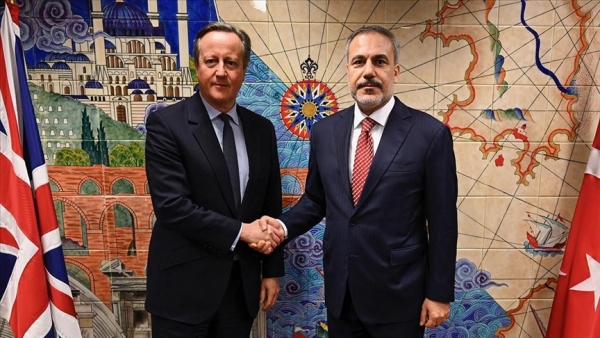 تركيا تؤكد لبريطانيا على ضرورة خفض التوتر في خليج عدن
